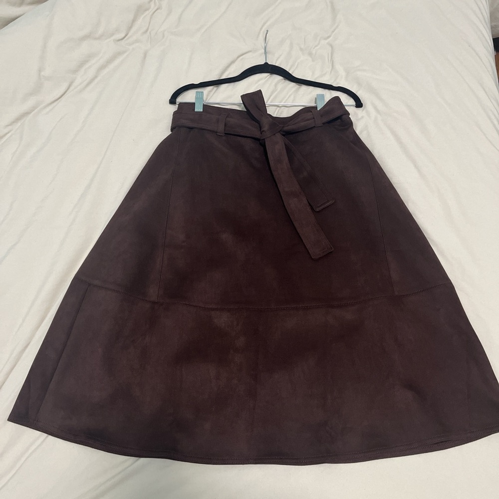 Ann Taylor Belted Faux Suede Midi Skirt | Sz 10P | NWOT